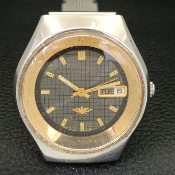 Vintage 1976 Citizen Automatic Mens Silver Watch W/daydate & Silver accents - Picture 4 of 9